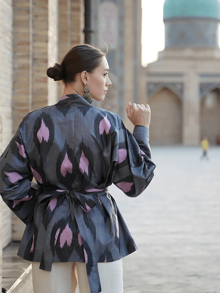 85% Silk Mini Kimono "Passionate Heart"