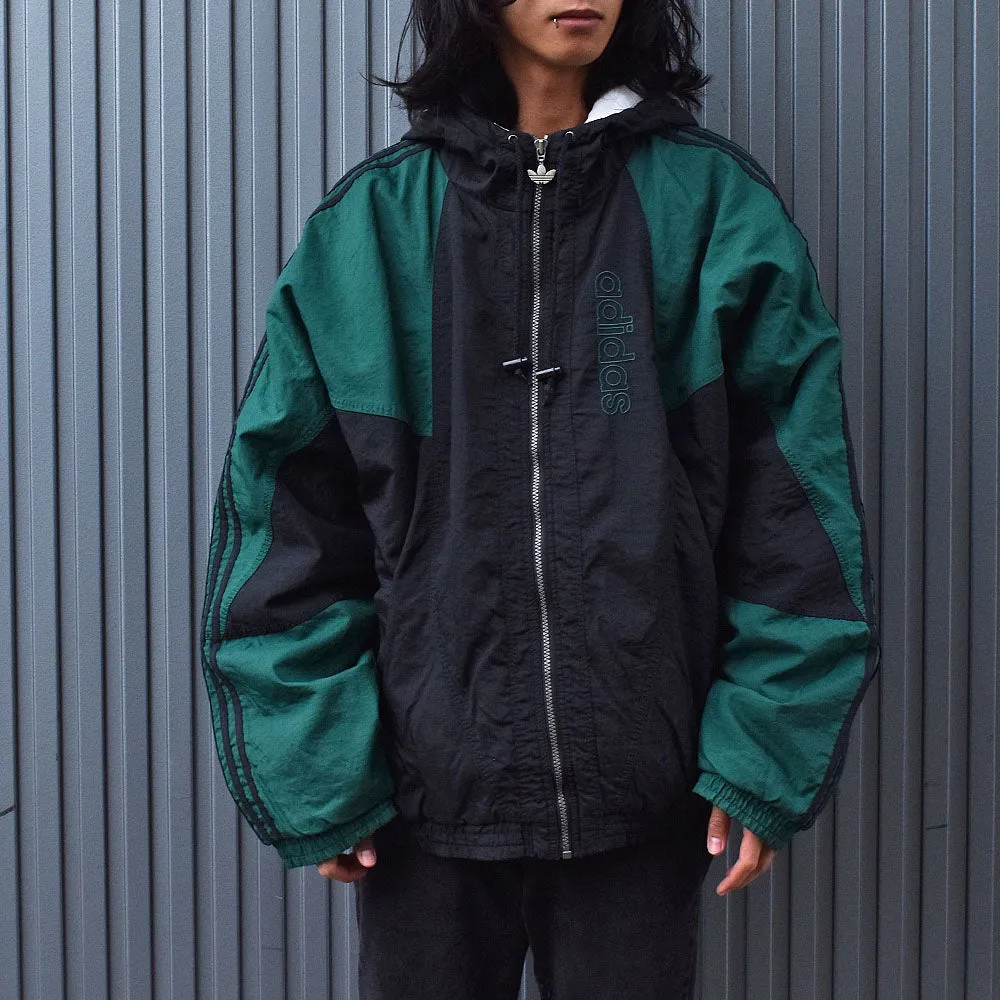 90’s adidas 中綿入り ナイロンジャケット 230115