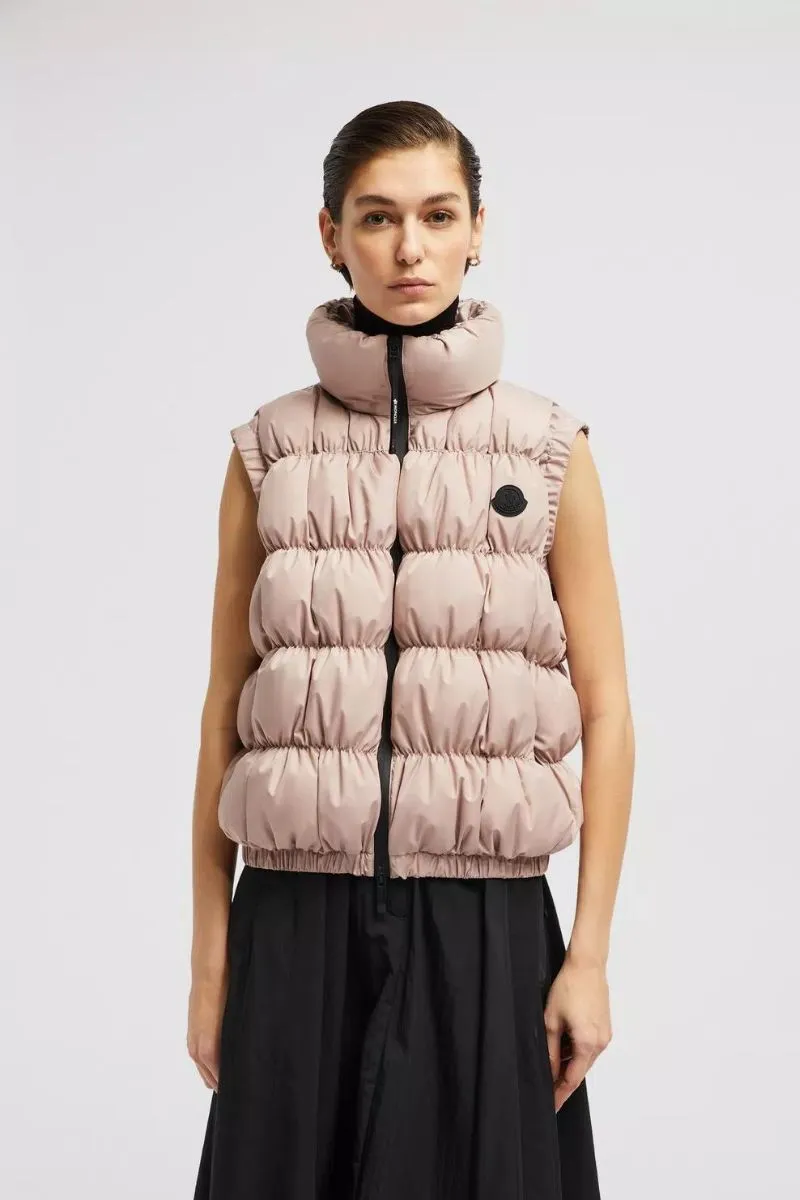 Apriate Down Vest