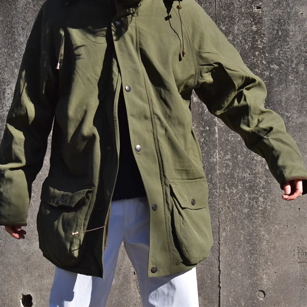 Barbour “T1 BERWICK ENDURANCE JKT” ノンオイルド ジャケット 240124