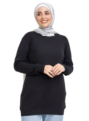 Black Round Knit Pullover