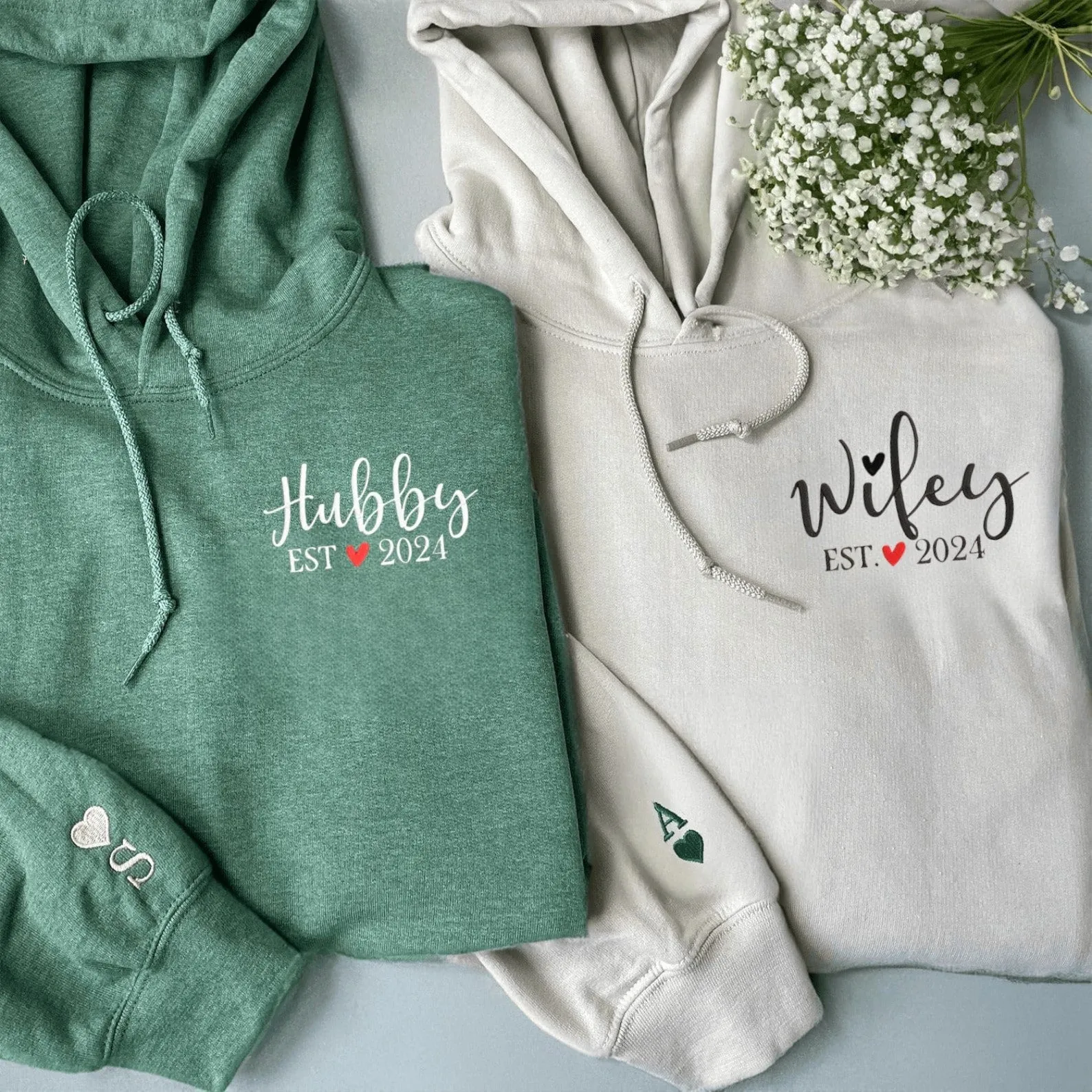 Custom Wifey & Hubby Matching Couple Hoodies – Personalized Sweatshirts for Newlyweds