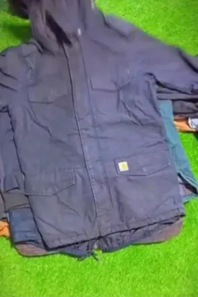 Fleek Credit: Carhartt Dickies Jacket Grade A Bundle (30 pcs)