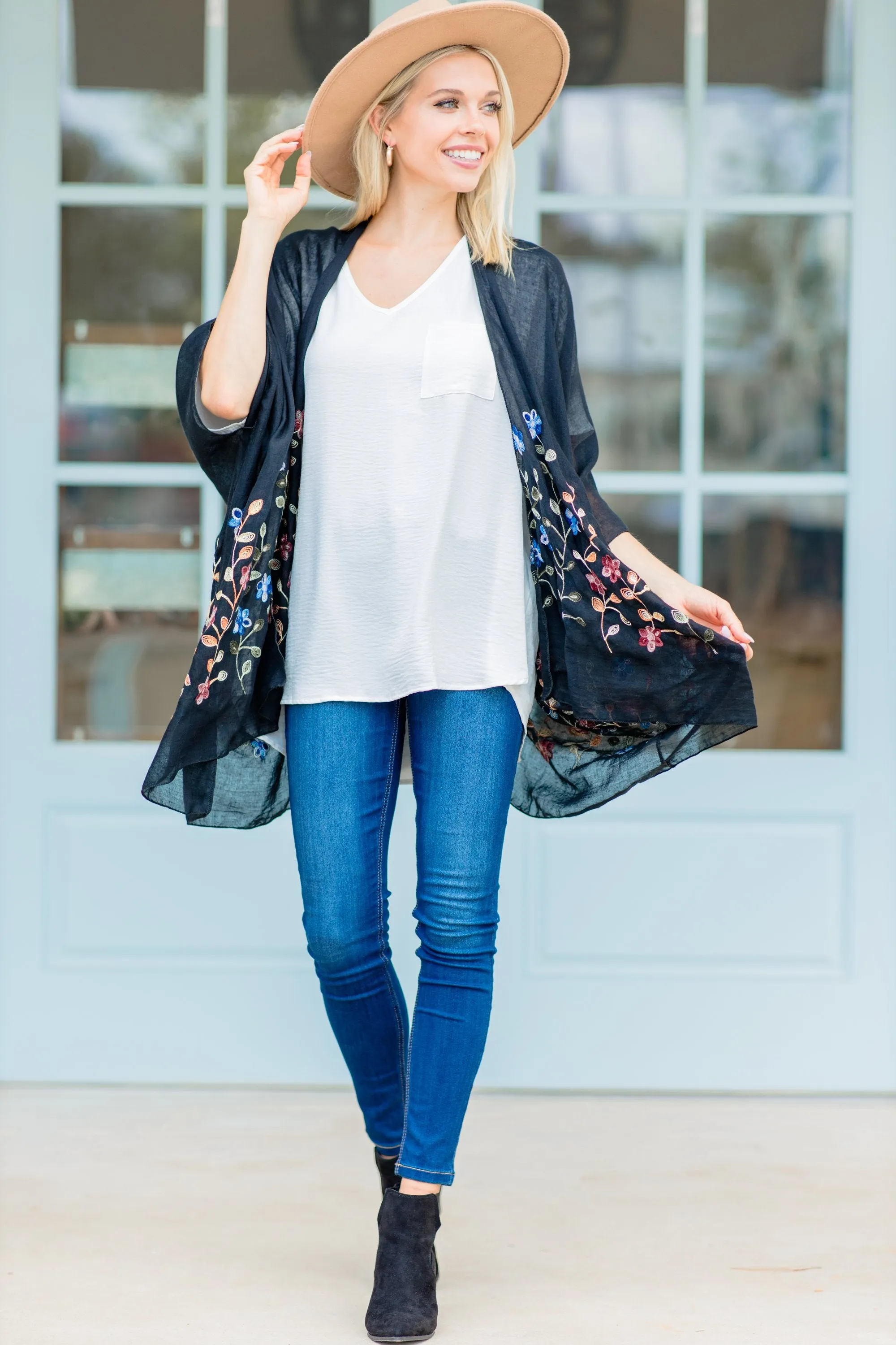 Get Inspired Black Floral Embroidered Kimono