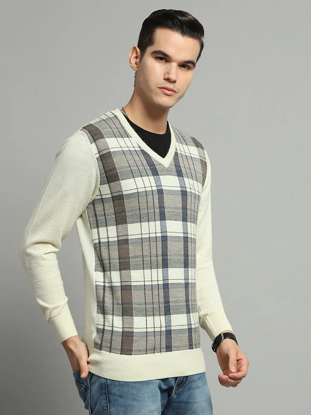 Men Off White Check V Neck Full Sleeve Pullover