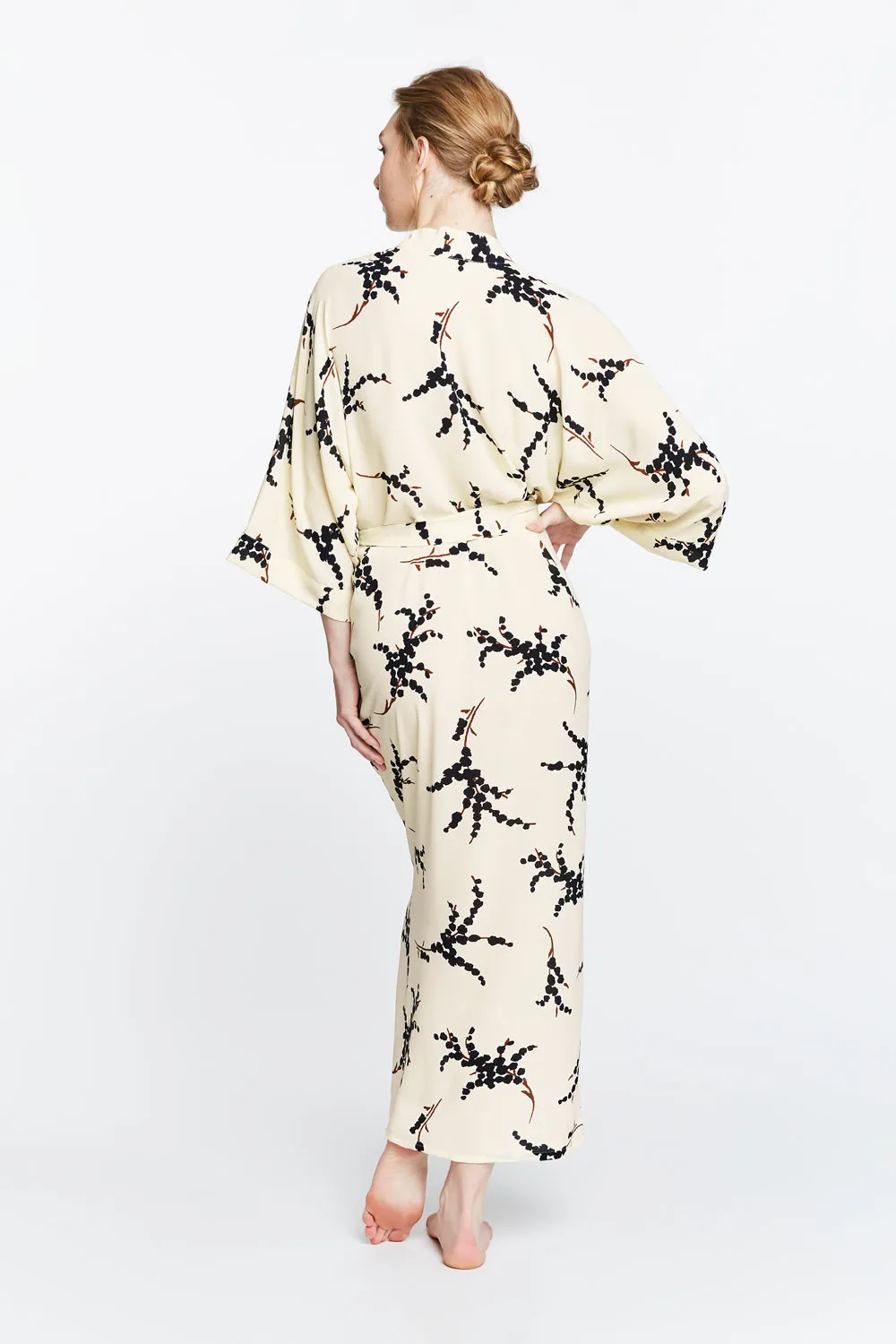 Mio Long Kimono Robe