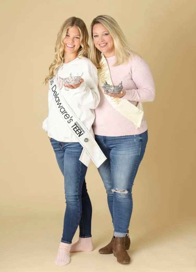 Miss America Patch Sweatshirt