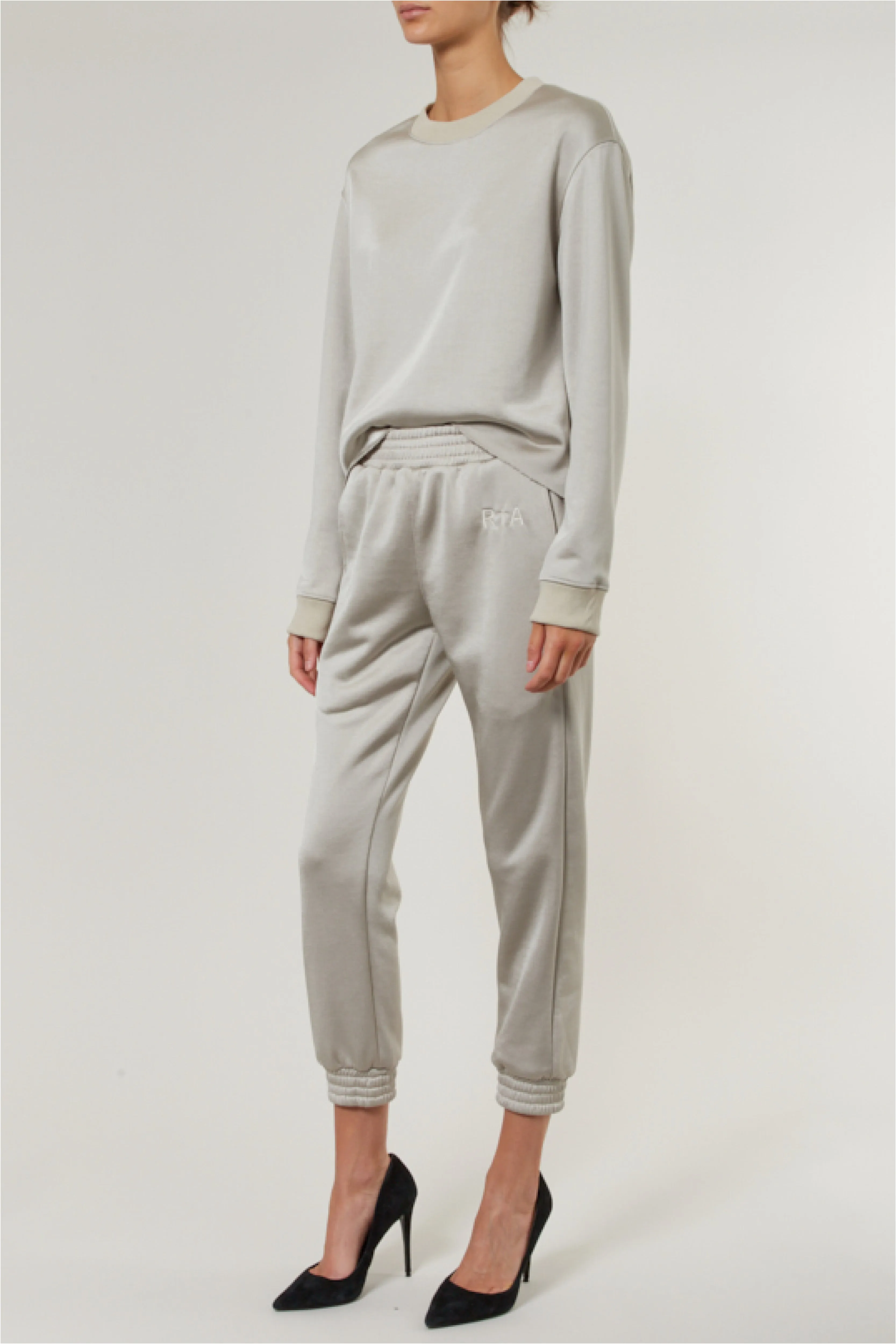 Myles Sweatshirt in Porcelain