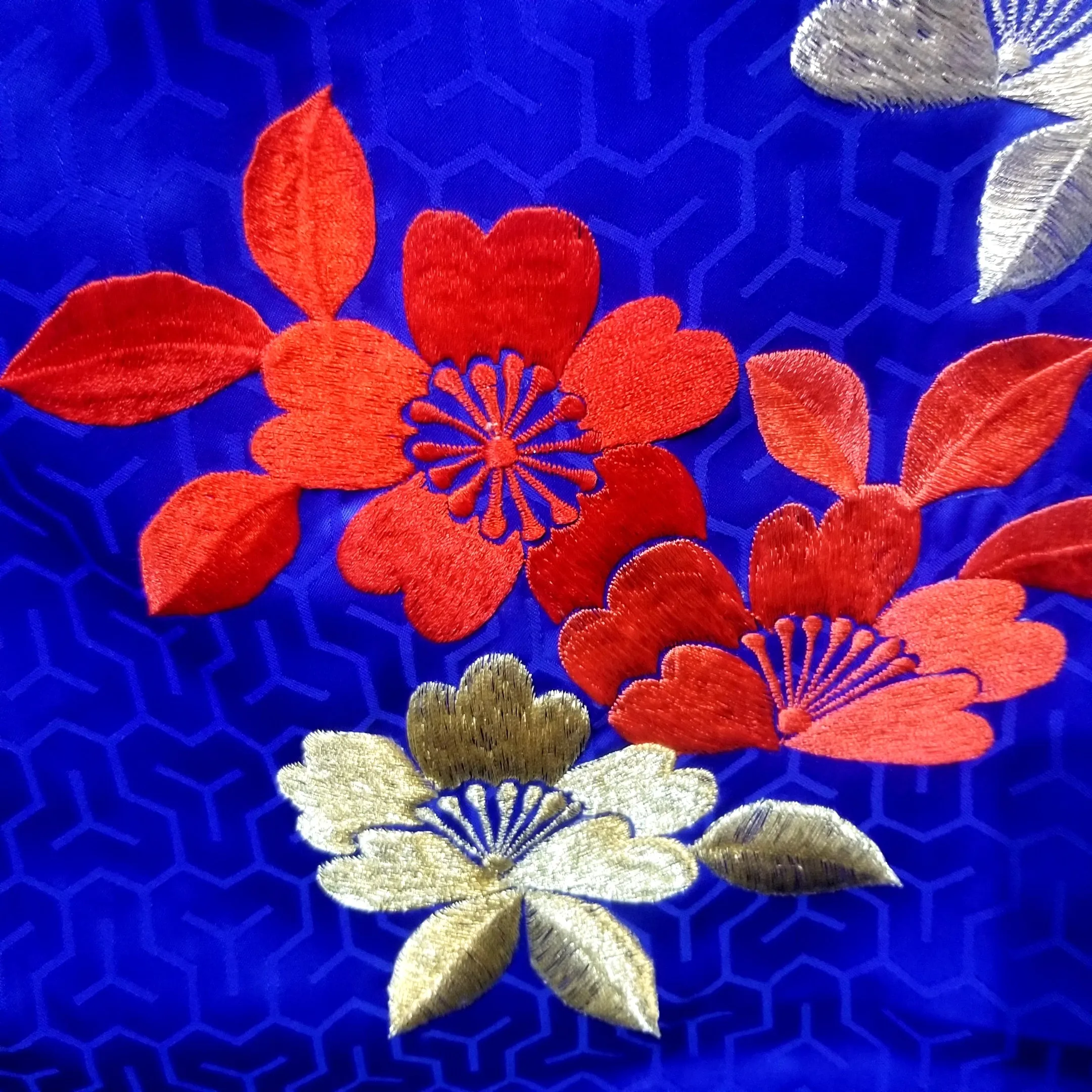 "Entirely Embroidered" Vintage Japanese Kakeshita