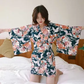 Short Kimono Robe