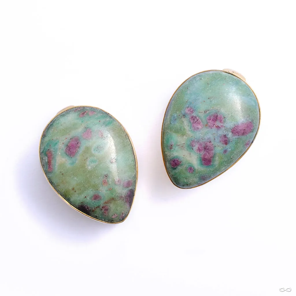 Stone Spade Weights from Diablo Organics