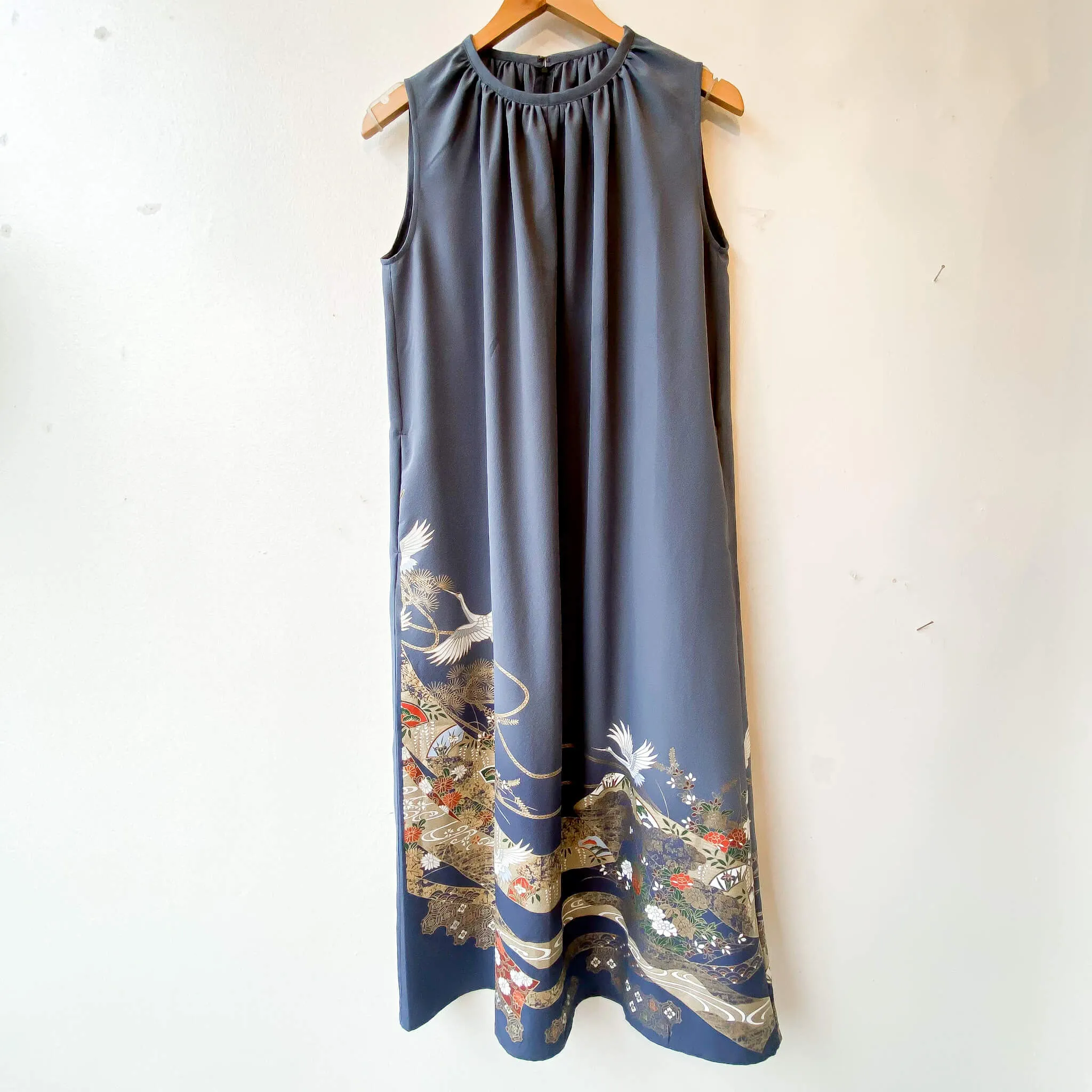 Tsumugi | Japanese Vintage Silk Kimono Dress - Grey
