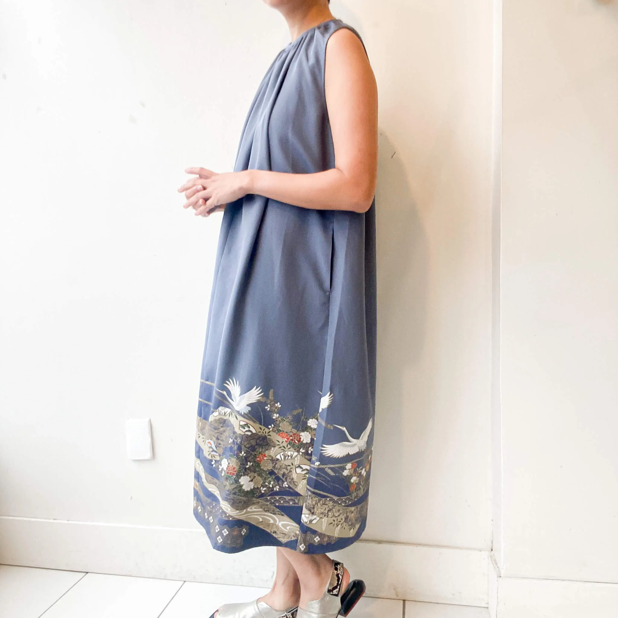Tsumugi | Japanese Vintage Silk Kimono Dress - Grey