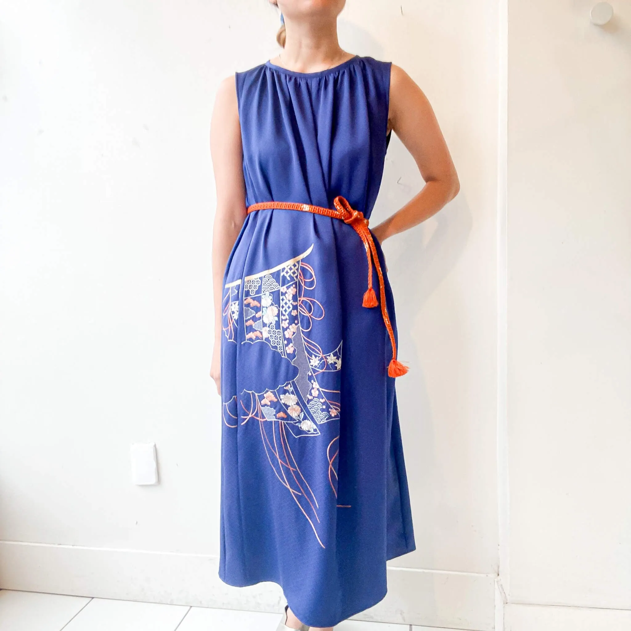 Tsumugi | Japanese Vintage Silk Kimono Dress - Navy
