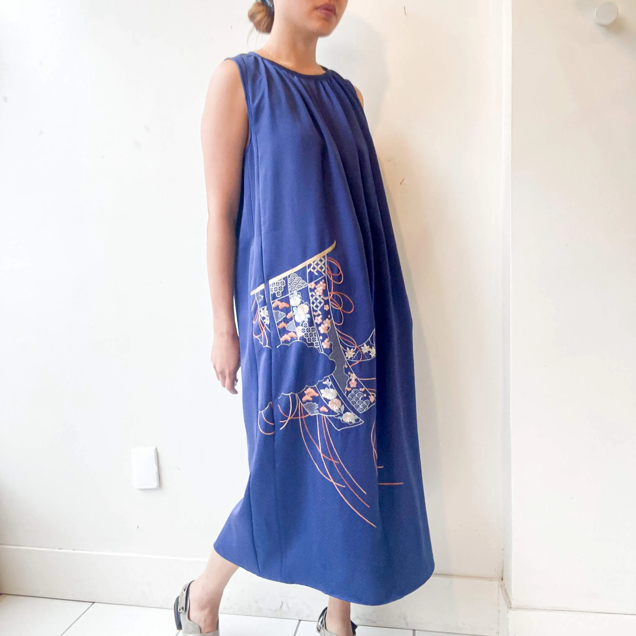 Tsumugi | Japanese Vintage Silk Kimono Dress - Navy