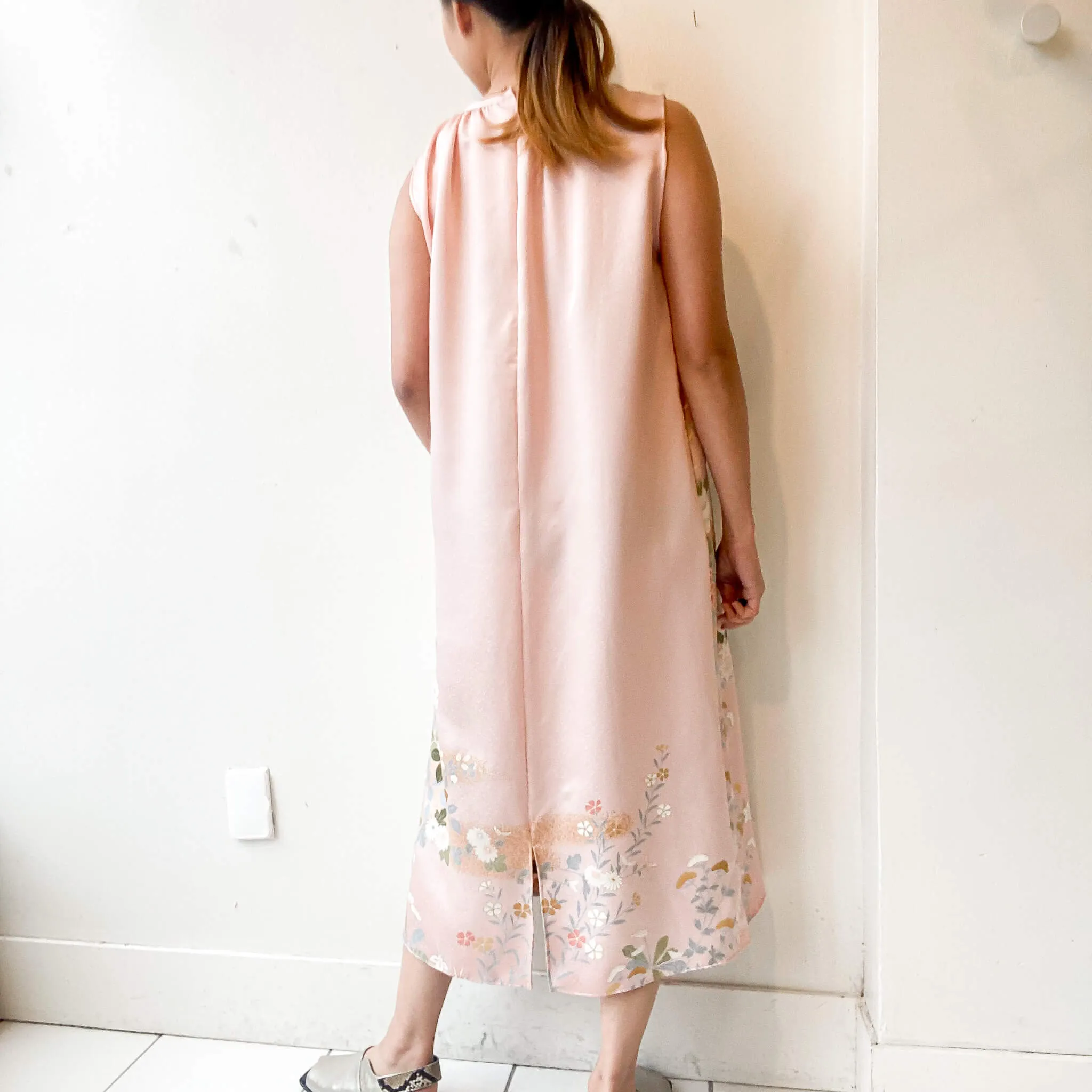 Tsumugi | Japanese Vintage Silk Kimono Dress - Pink