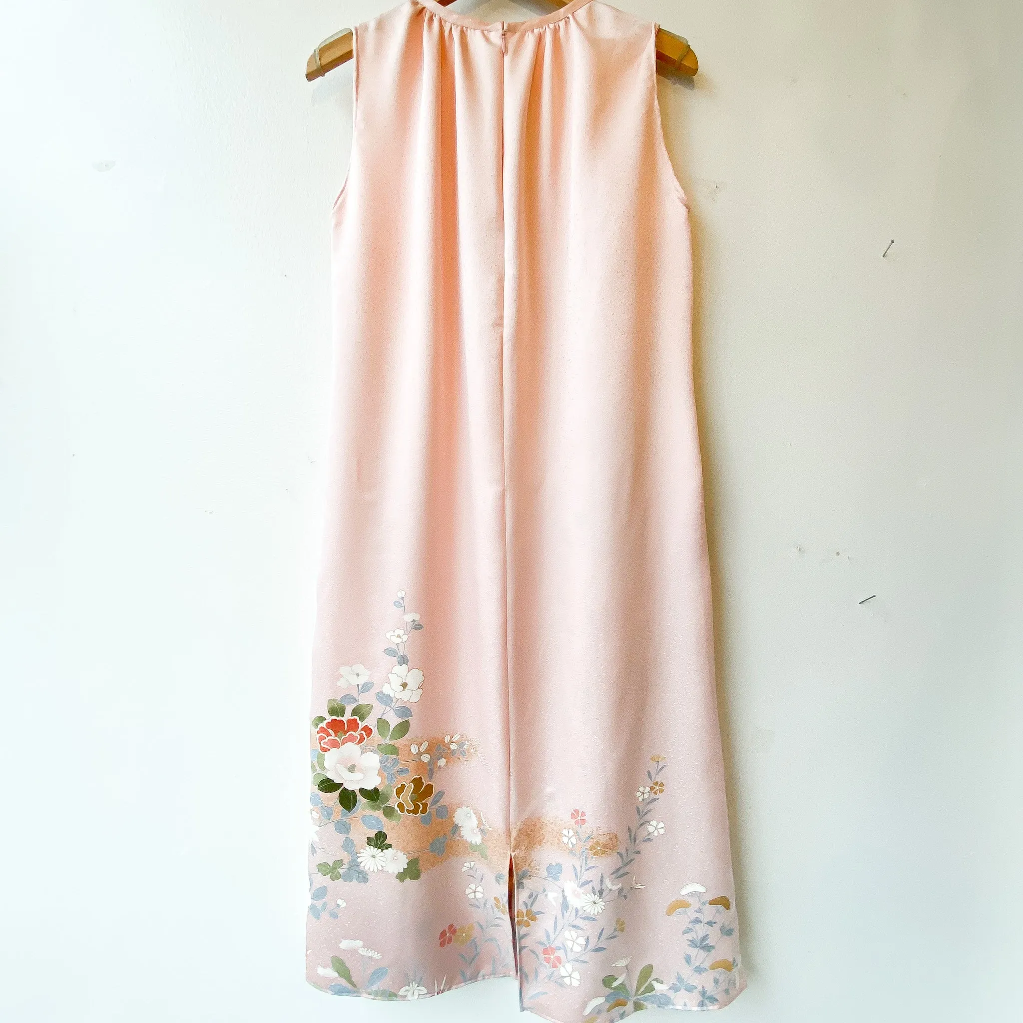 Tsumugi | Japanese Vintage Silk Kimono Dress - Pink