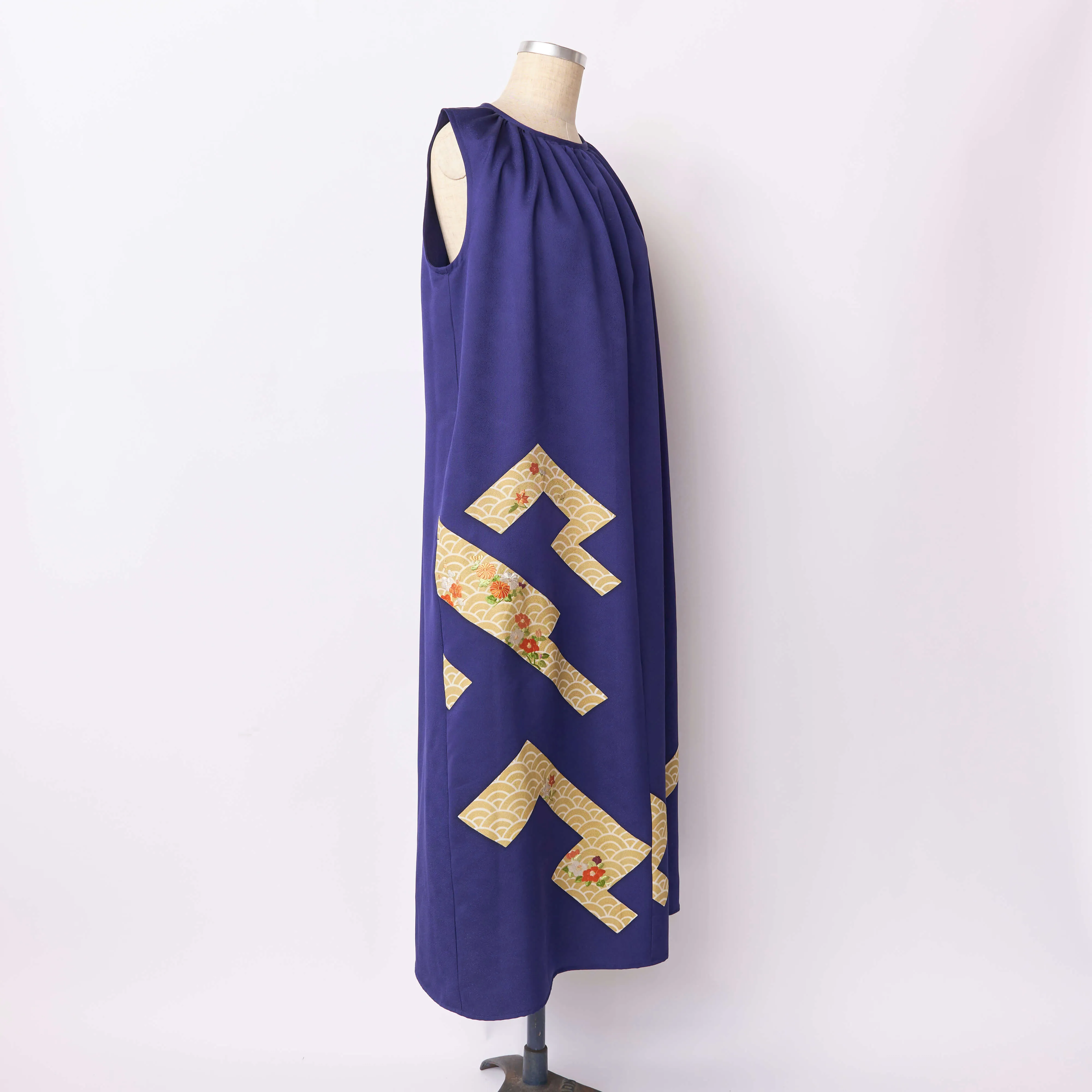 Tsumugi | Vintage Silk Kimono Dress | D1-Navy