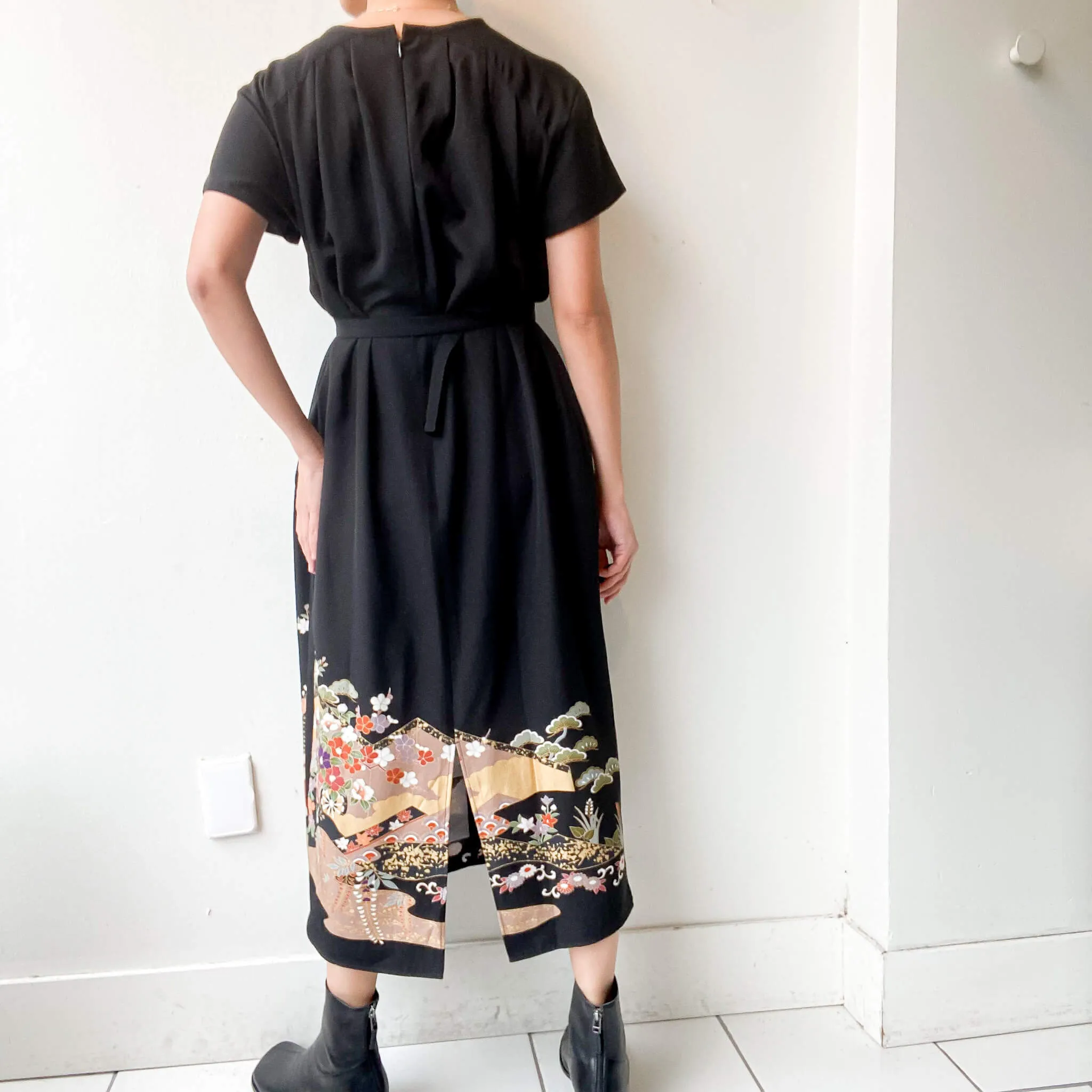 Tsumugi | Vintage Silk Kimono Short Sleeve Dress | SD5- Black