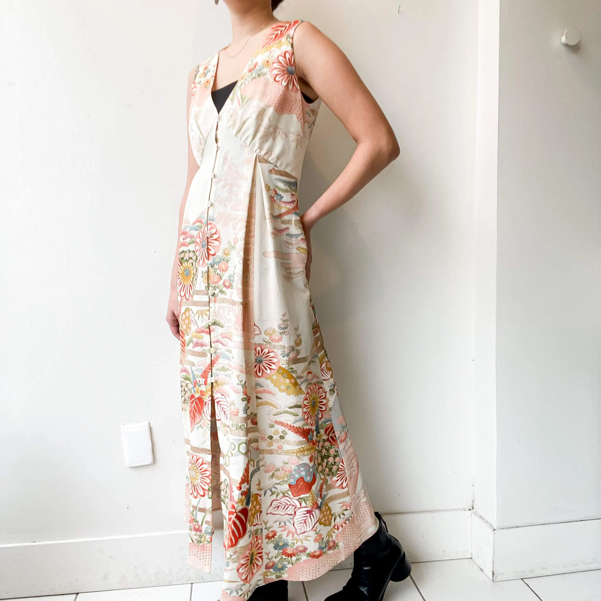 Tsumugi | Vintage Silk Kimono V-neck Dress | VD3- White