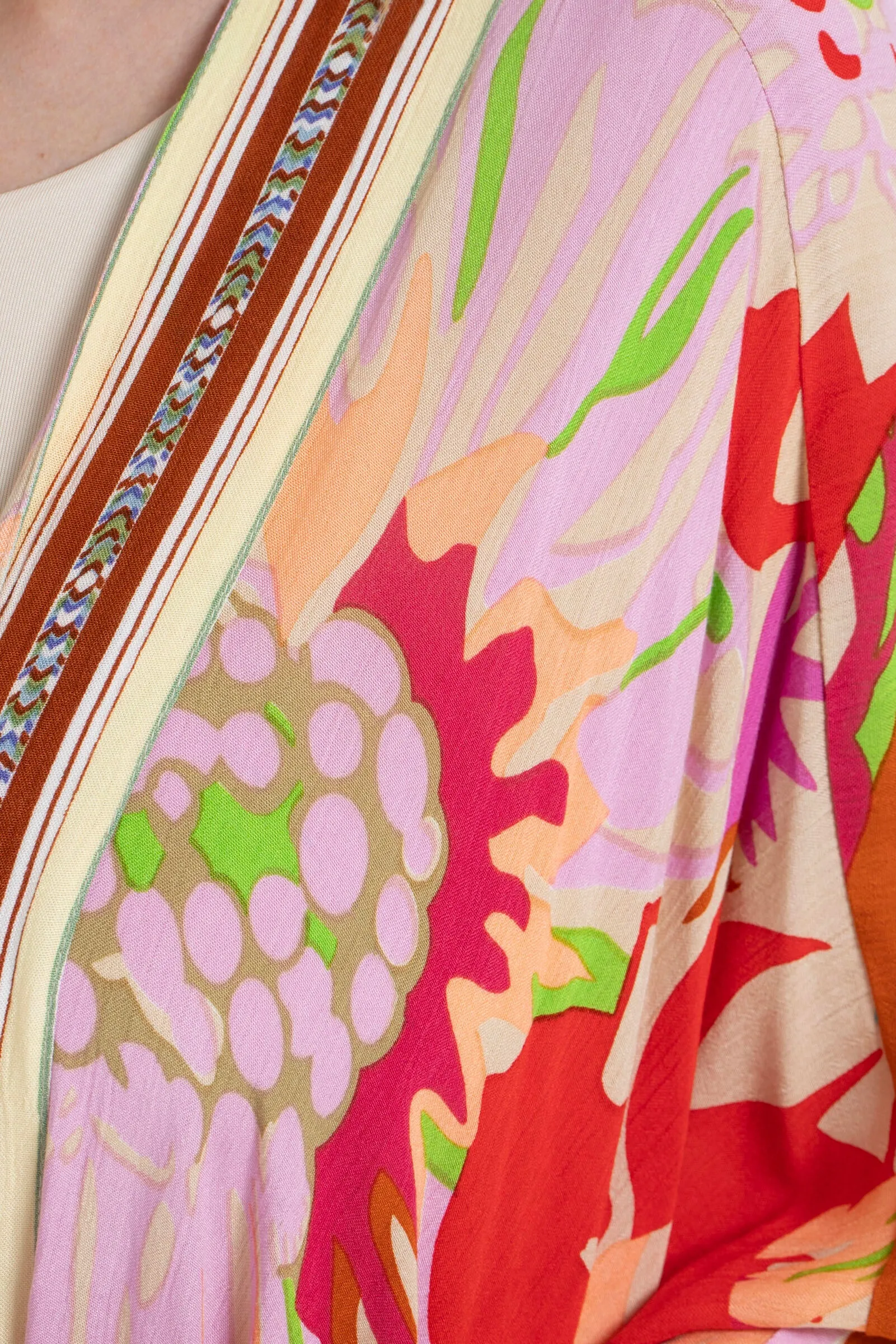 Wing Sleeve Floral Kimono